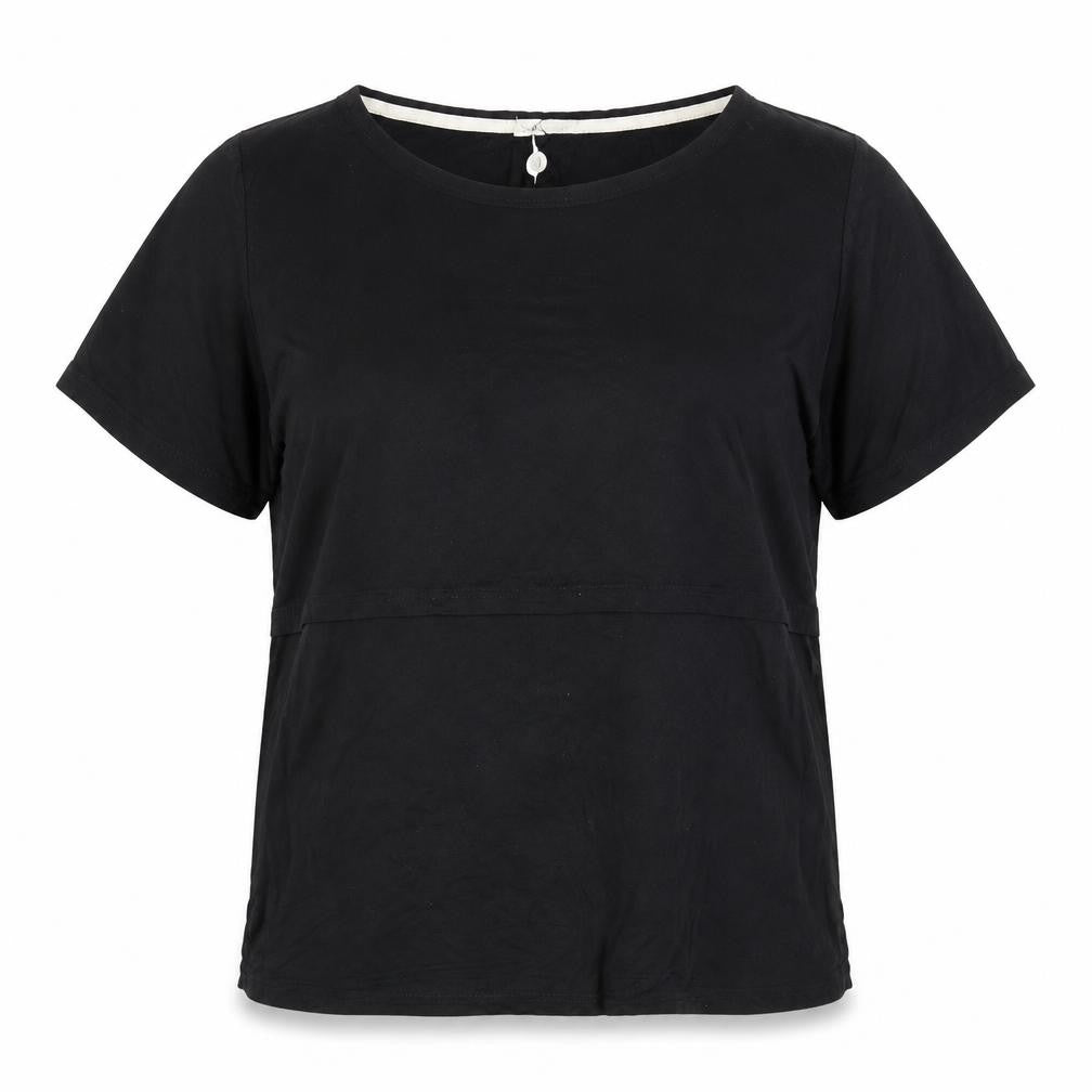 Front view of SMALLSHOW women’s black m t-shirt scoop neck stretch top