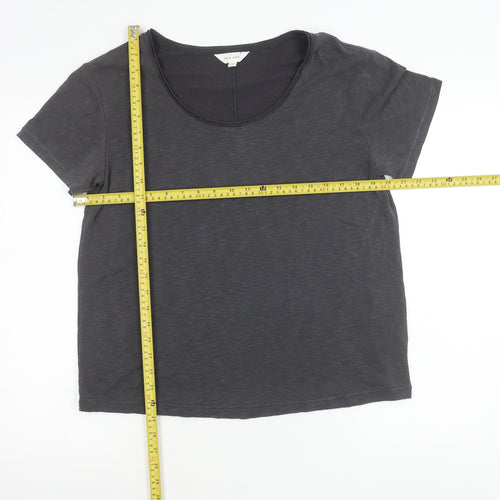Marks and Spencer Per Una Women’s Grey Size 14 Scoop Neck T-Shirt