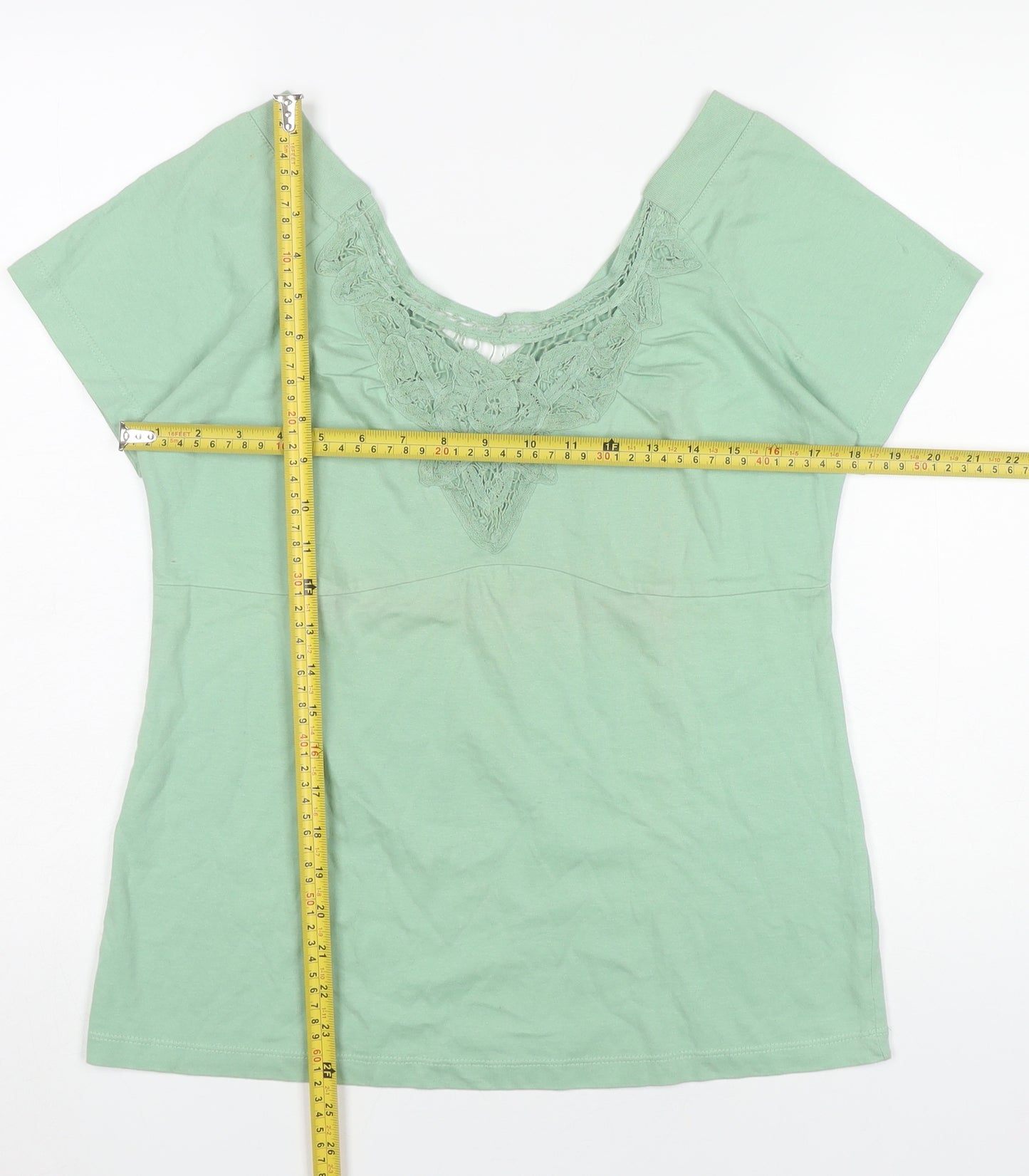 Levi Strauss Women’s Green Cotton V-Neck Crochet Trim T-Shirt Size S