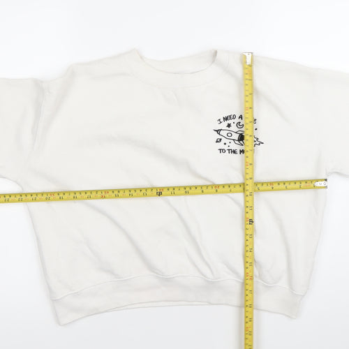 Pull&Bear Women’s White Sweatshirt Size 10 Graphic Print Crew Neck