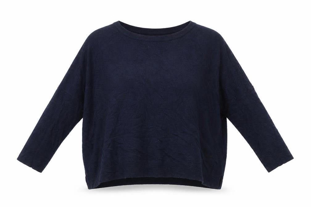Front view of ese O ese women’s blue m jumper crew neck knit relaxed fit