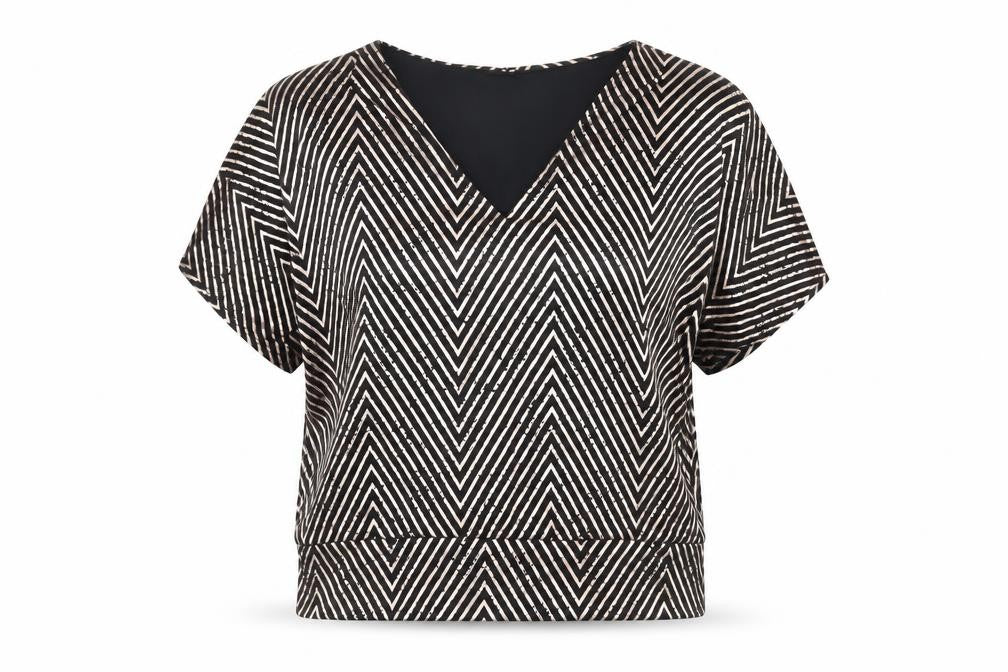Billie & Blossom Women’s Black Geometric V-Neck Blouse UK 16 Petite