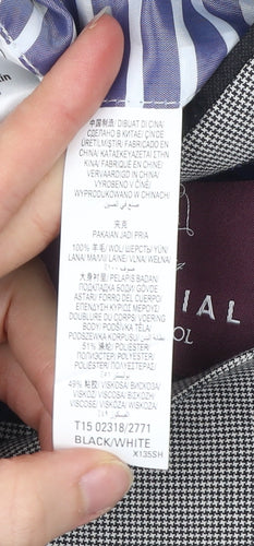 Marks and Spencer Men’s Black & White Check Wool Blazer 42in Long Regular Fit