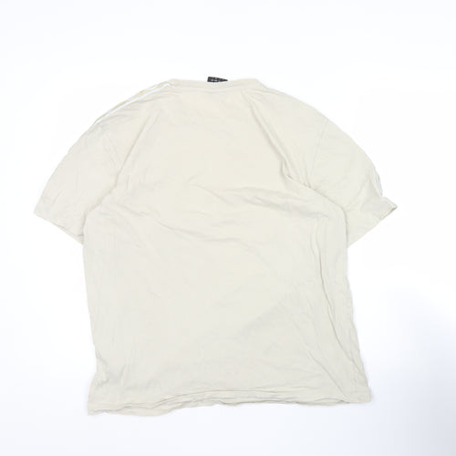 Umbro Men’s Beige L Crew Neck Short Sleeve Sports T-Shirt