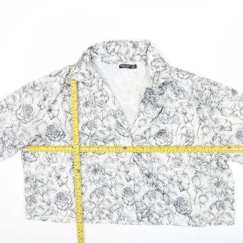 Nasty Gal Women's White Floral Cropped Button-Up Shirt Size 12