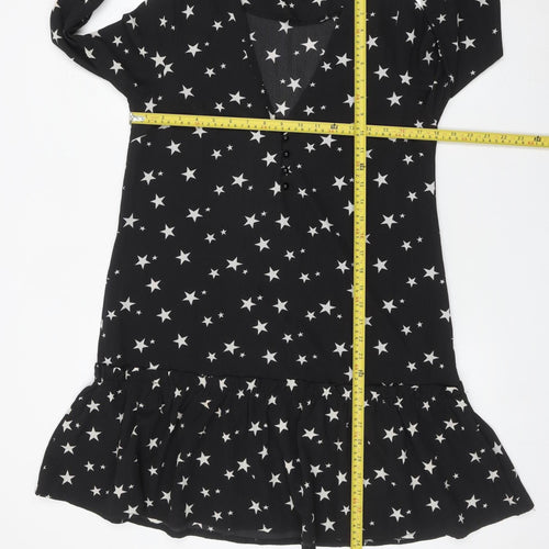 Missguided Women's Black Star Print Shift Dress Size 8 Long Sleeve V-Neck