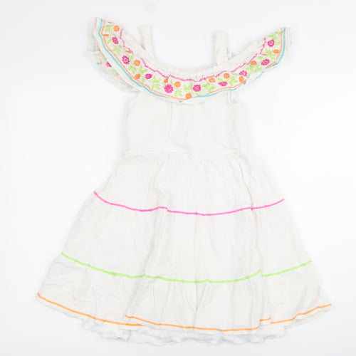 Johnnie b Teens White Embroidered Skater Dress Size 8 Sleeveless Summer