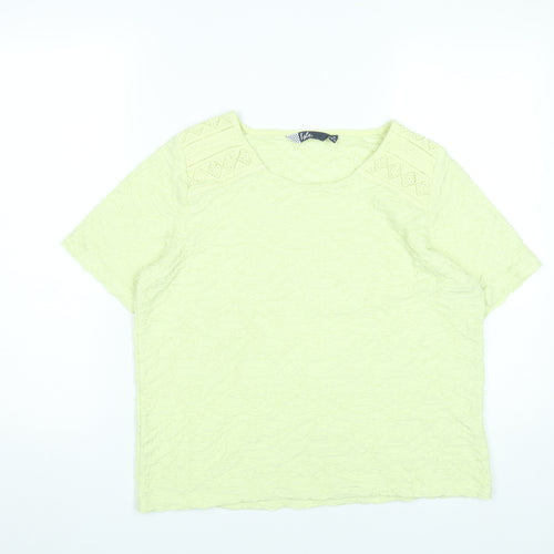 Isle Women’s Yellow Short Sleeve Crochet Accent T-Shirt Size 14