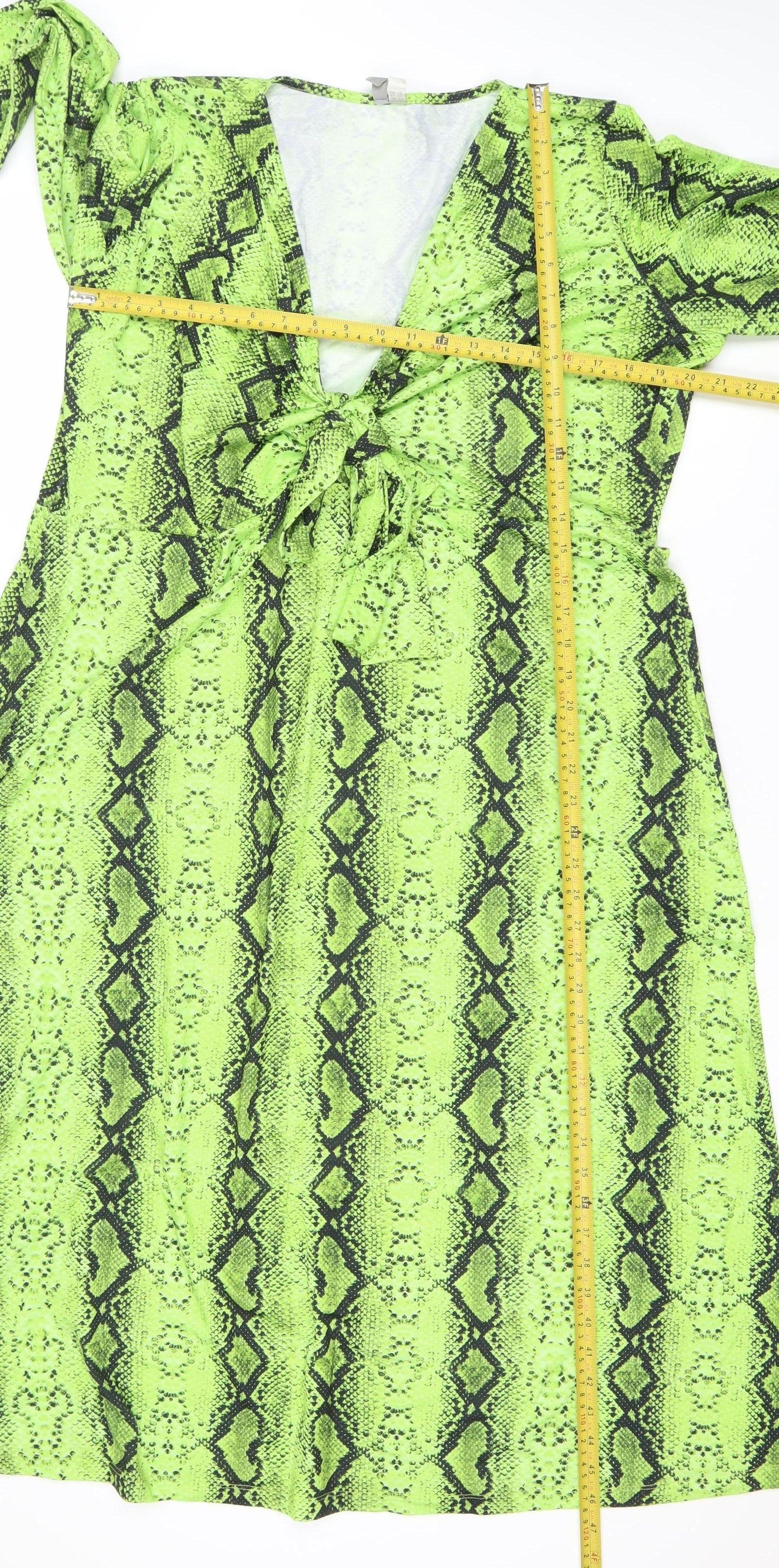 ASOS Women’s Green Snake Print Bodycon Dress Size 22 Long Sleeve V-Neck