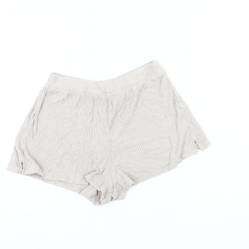 Abercrombie & Fitch Women’s Beige Striped Casual Shorts Size S