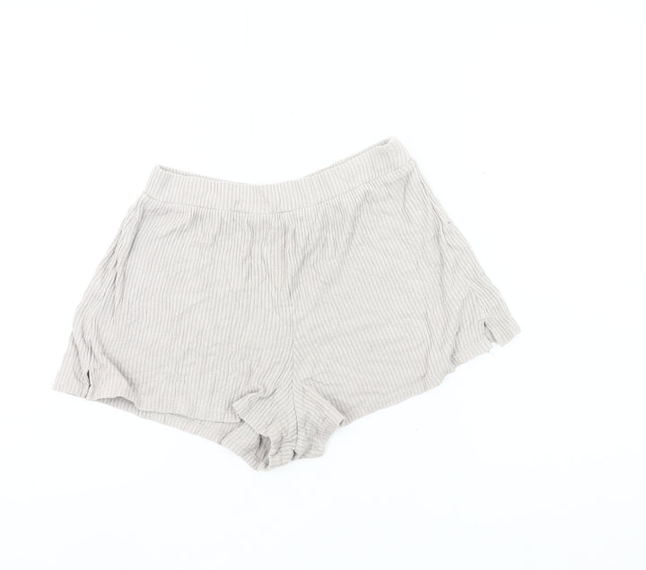 Abercrombie & Fitch Women’s Beige Striped Casual Shorts Size S