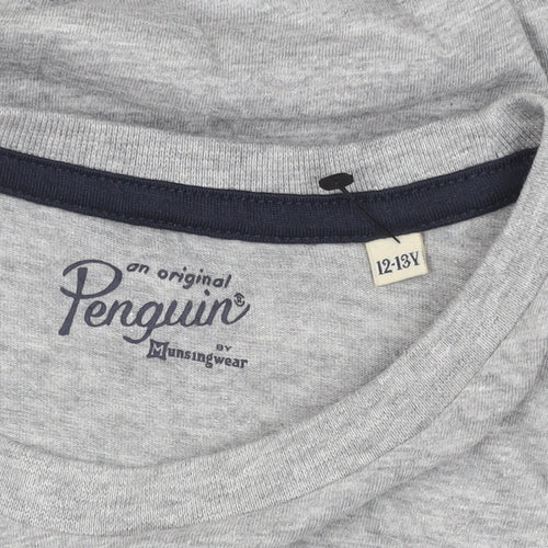 Penguin by Munsingwear Teens Grey Graphic Penguin Logo T-Shirt 12 Slim