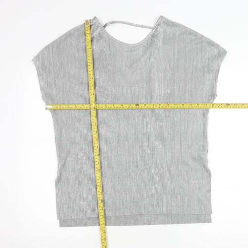 Apricot Women’s Silver Size 12 Round Neck Short Sleeve Top