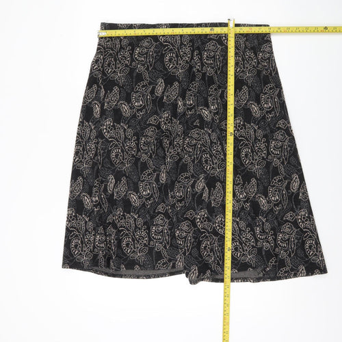 Bm Women’s Black Floral A-Line Knit Skirt Size 18 Knee Length