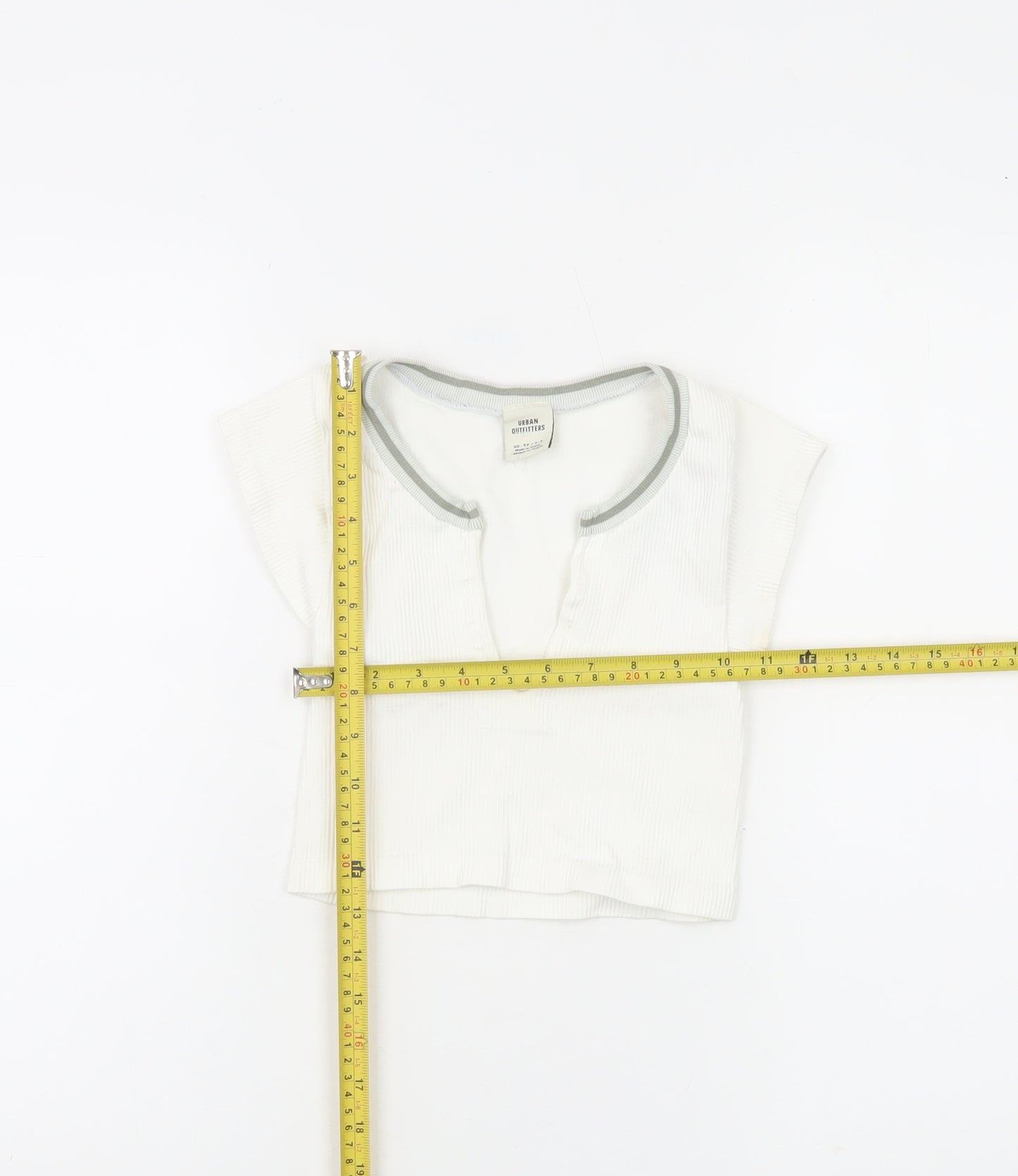 Urban Outfitters Women’s White XS Cropped Henley T-Shirt