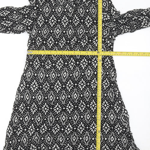 H&M Women’s Black Geometric Shift Dress Size 6 3/4 Sleeve