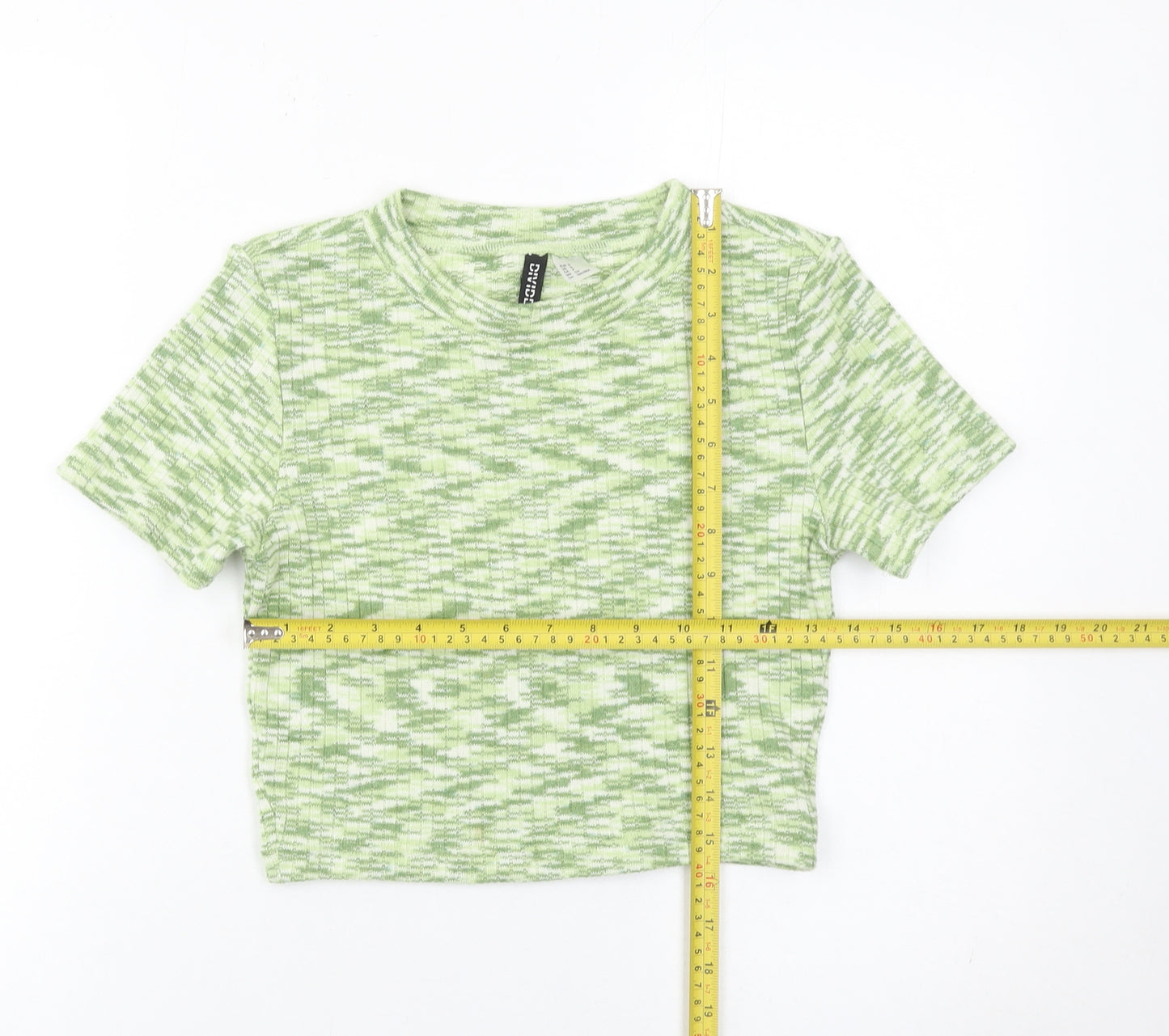 H&M Divided Women’s Green Cropped T-Shirt Size S Slim Fit