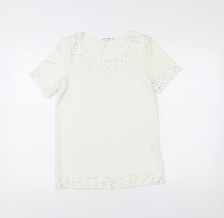 Anna Rose Women’s Ivory Crochet Trim Short Sleeve T-Shirt S