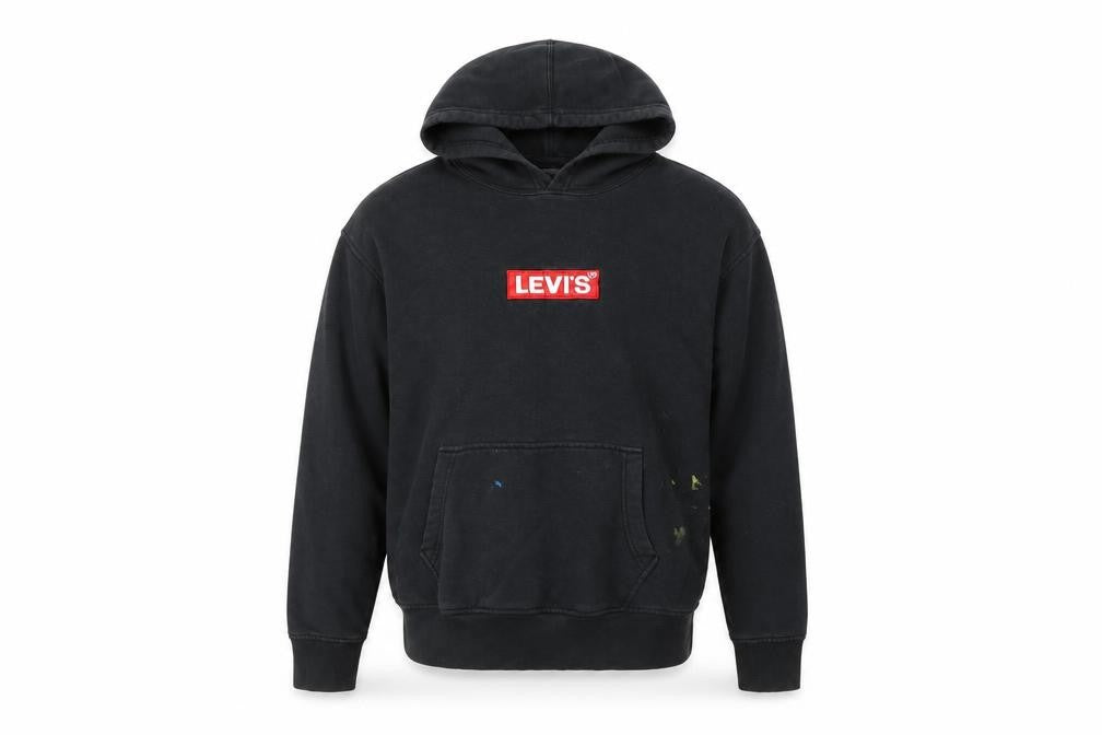 Front view of Levi's Men's Black Relaxed Fit Pullover Hoodie M Logo Fleece