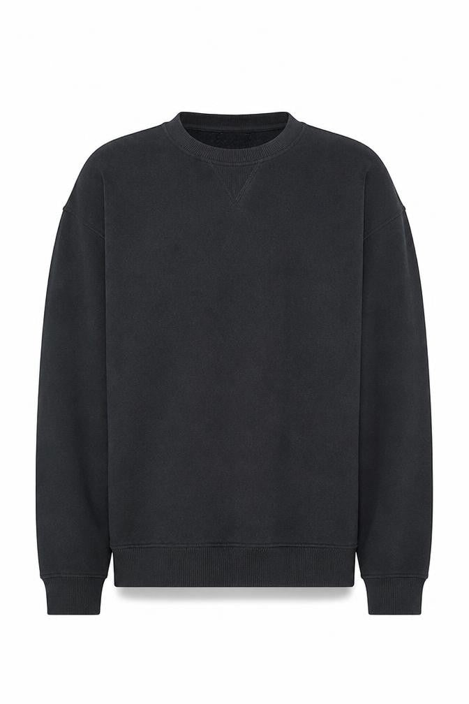 Front view of American Eagle men’s black l pullover sweatshirt crew neck