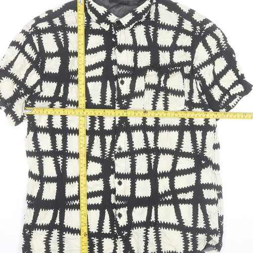 Fearless Illustration Men’s L Black White Geometric Viscose Shirt