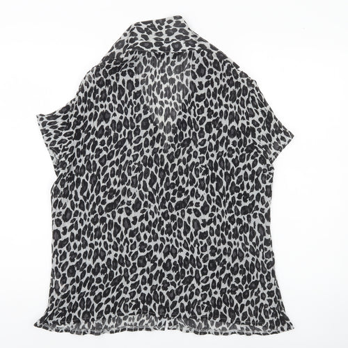 F&F Women’s Black Leopard Print Blouse Size 14 Short Sleeve