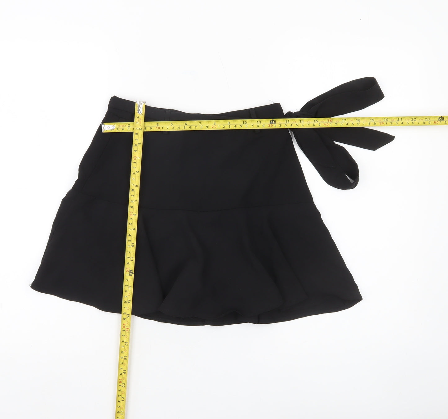 Stradivarius Women’s Black Flare Short Skirt Size 8 Bow Tie