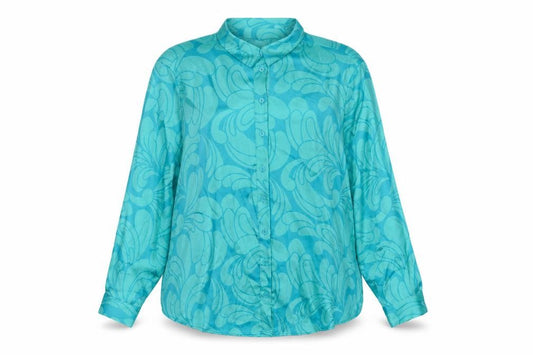 Front view of Et Vous women’s blue button-up shirt, size UK 12, long sleeve polyester