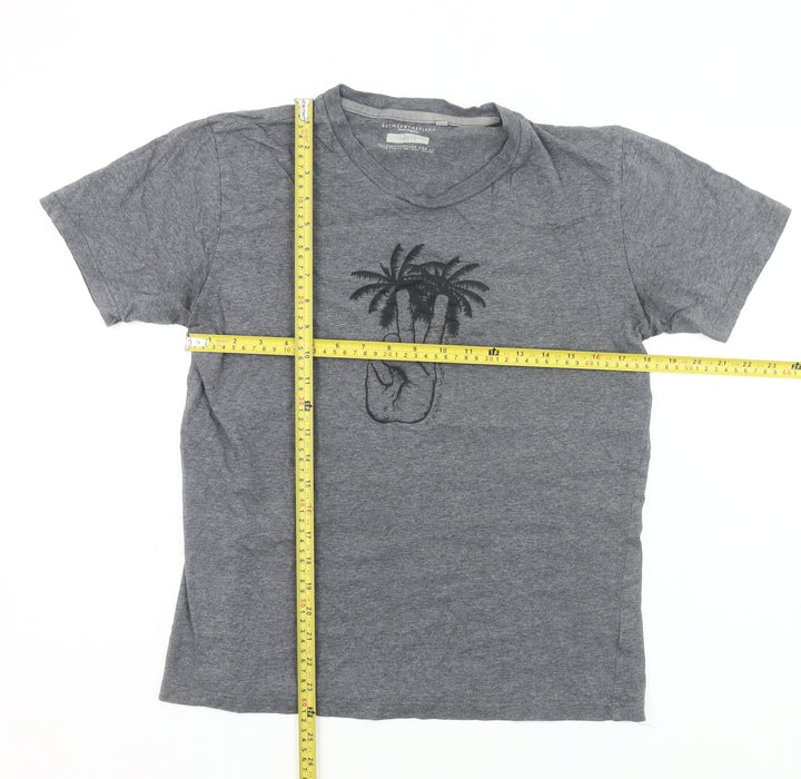 Between The Flags Womens Grey Cotton T-Shirt Small Summer Casual