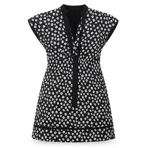 Yumi Women’s Black Floral A-Line Short V-Neck Dress Size 12