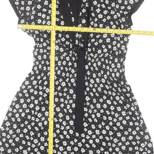 Yumi Women’s Black Floral A-Line Short V-Neck Dress Size 12