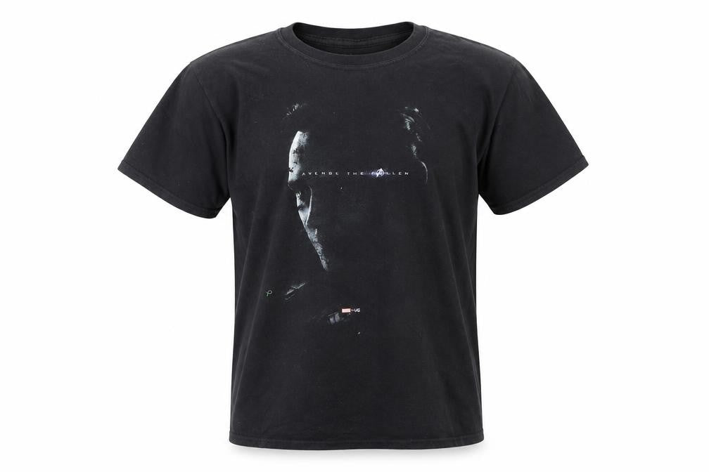 Front view of Absolute Cult boys’ black xl marvel avengers graphic t-shirt