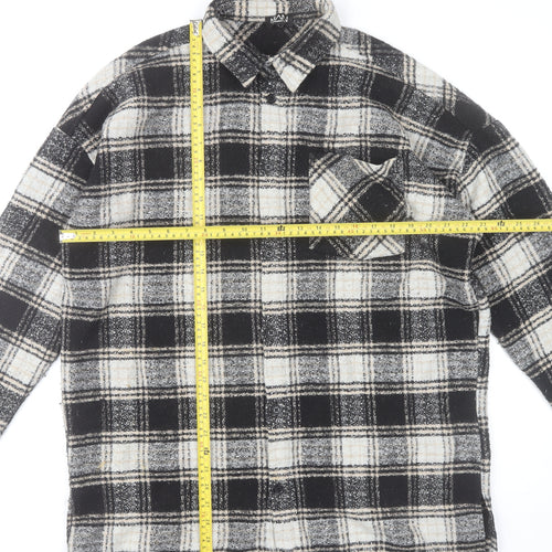 boohooMAN Men’s Black Grey White Plaid Flannel Button-Up Shirt L
