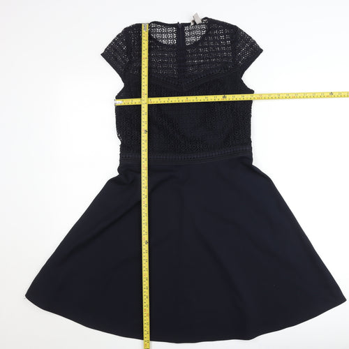 H&M Women’s Black Lace A-Line Dress Size 8 Short Sleeve Knee Length