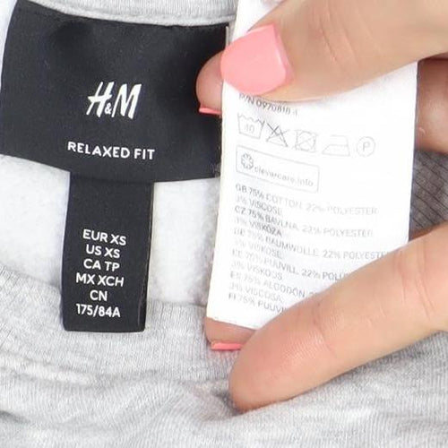 H&M Womens Grey XS Relaxed Fit Sweatshirt Pullover Crew Neck