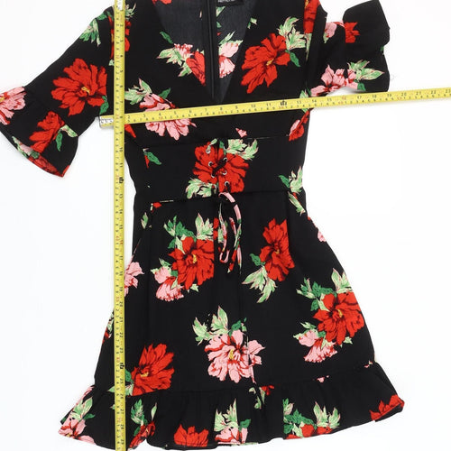 PrettyLittleThing Women’s Black Floral Skater Dress Size 4