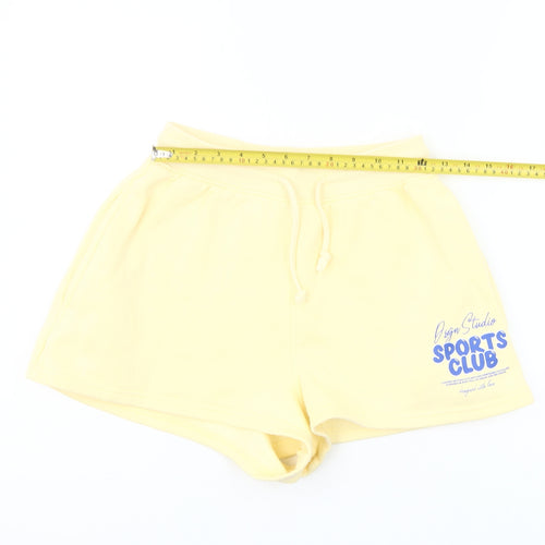 Boohoo Womens Yellow Sweat Shorts M Regular Fit Activewear
