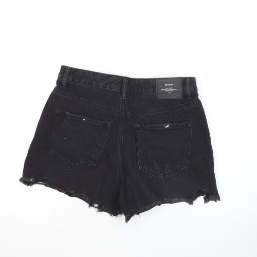 Stradivarius Women’s Black Size 8 Distressed High Rise Cut-Off Denim Shorts