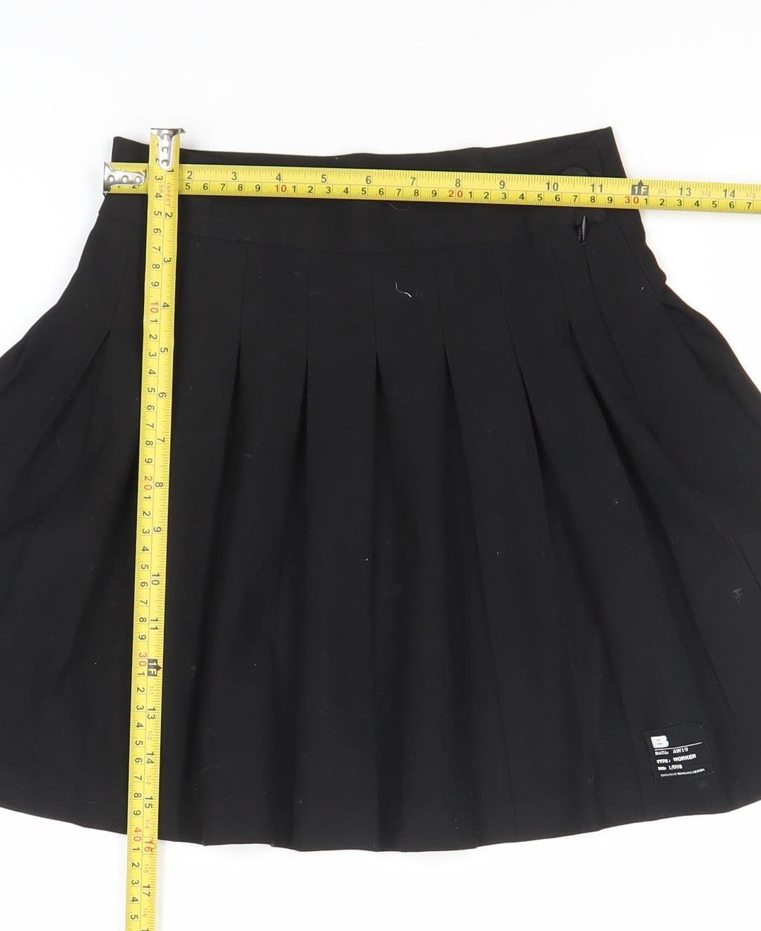 Bershka Women’s Black Pleated Short Skirt XS