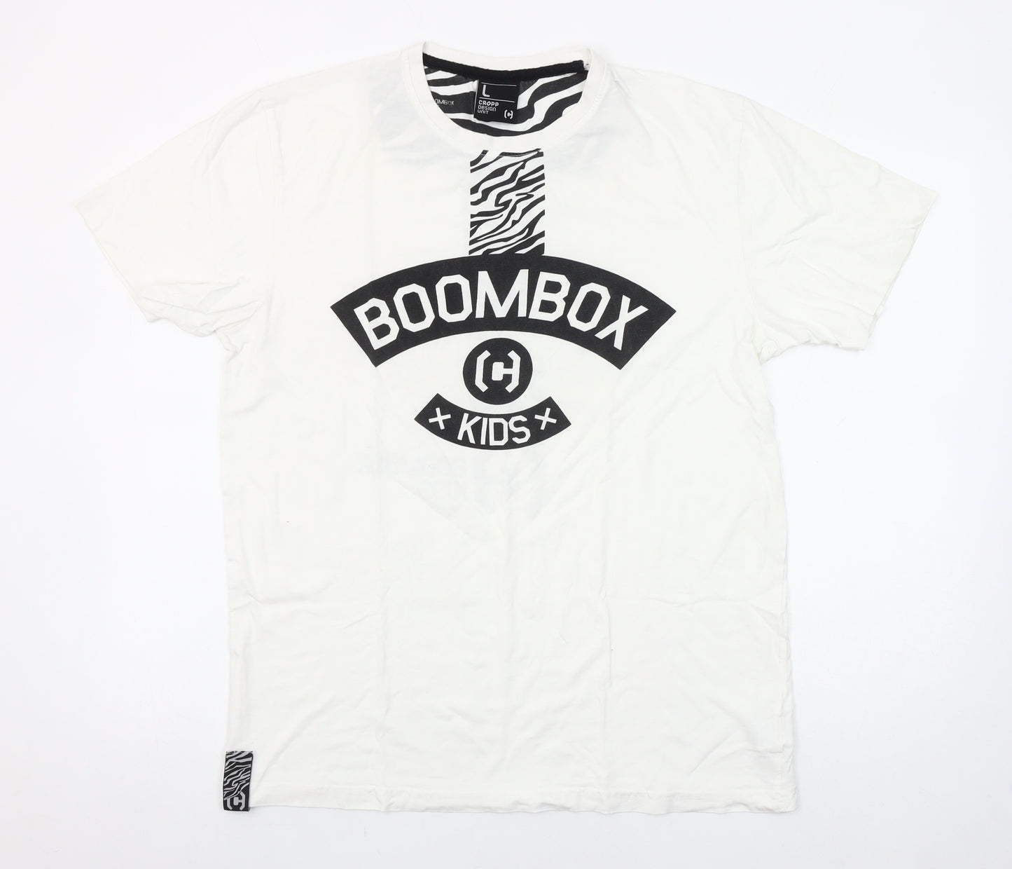 Cropp Men’s White BOOMBOX Kids Graphic Crew Neck T-Shirt L Retro Music