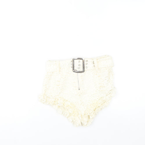 PrettyLittleThing Women’s Ivory Lace Belted Hot Pants UK 6