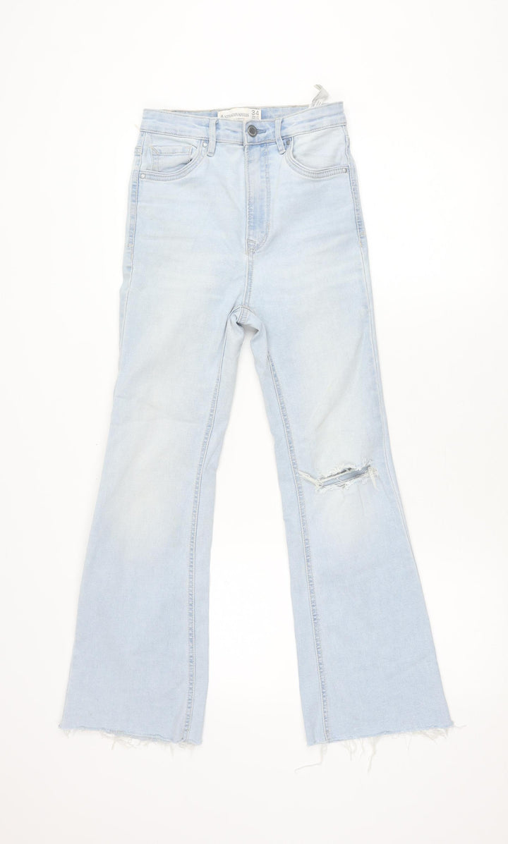 Stradivarius Women’s Light Blue Distressed Straight Jeans Size 6