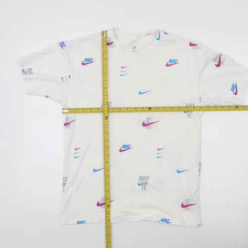Nike Men's White Loose Fit Graphic Print T-Shirt Small