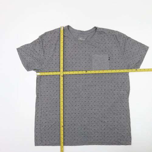 Nike Men's Grey XL Athletic Fit Pocket Crew Neck T-Shirt