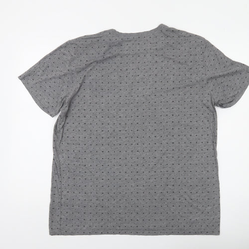 Nike Men's Grey XL Athletic Fit Pocket Crew Neck T-Shirt