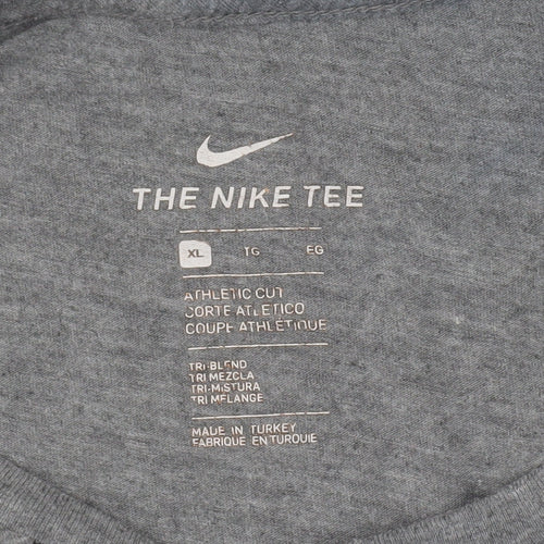 Nike Men's Grey XL Athletic Fit Pocket Crew Neck T-Shirt