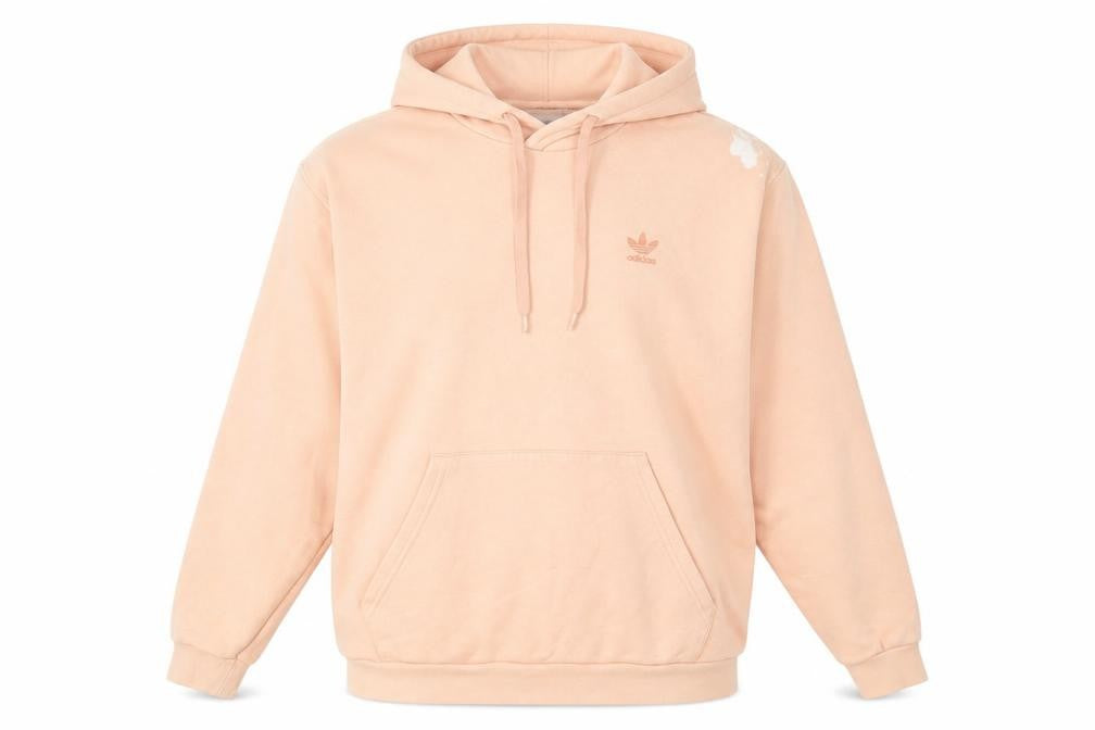 Front view of Adidas men’s beige pullover hoodie l logo fleece sweatshirt