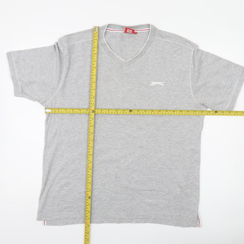 Slazenger Men's Grey V-Neck Short Sleeve T-Shirt L Classic Fit