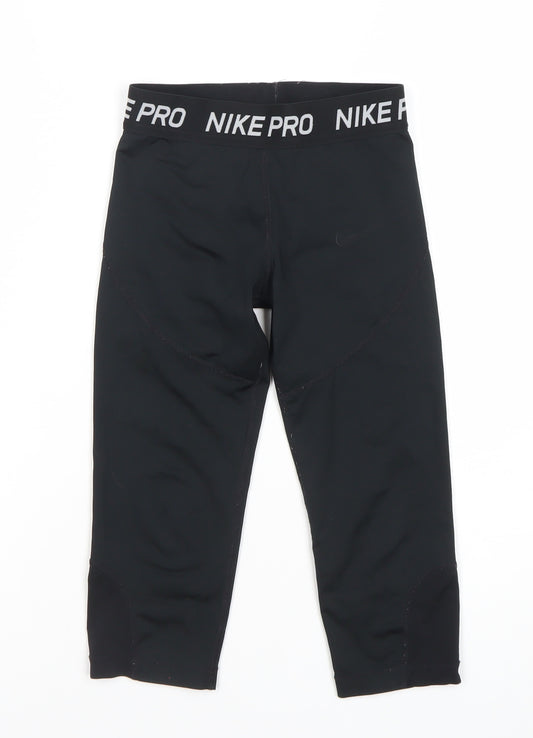 Front view of Nike girls’ black pro cropped compression leggings s activewear trousers