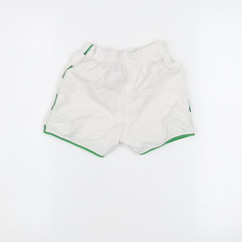 Umbro Unisex Baby White Sports Shorts 24 Months Lightweight Activewear